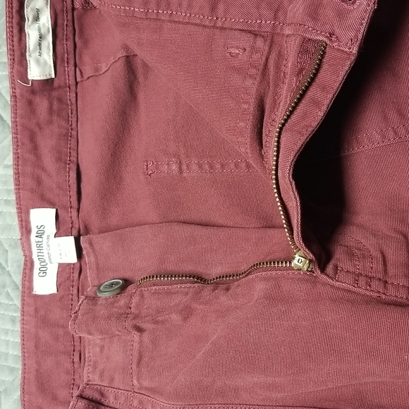 Good Threads  Athletic size 30W X 28L - Picture 9 of 11